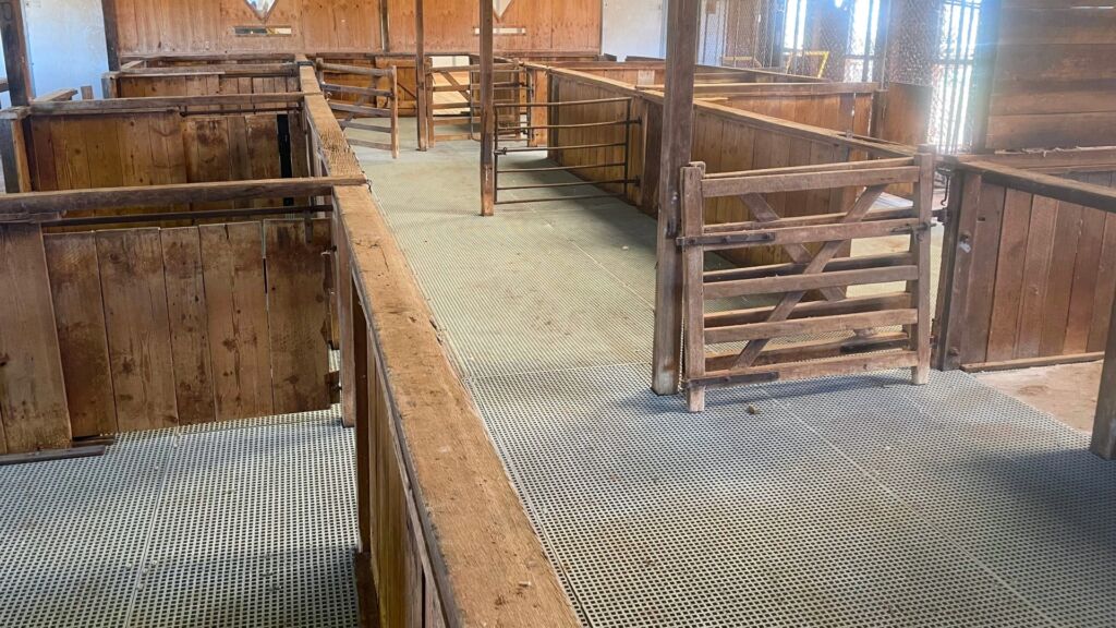 FRP Grating in Modern Agriculture